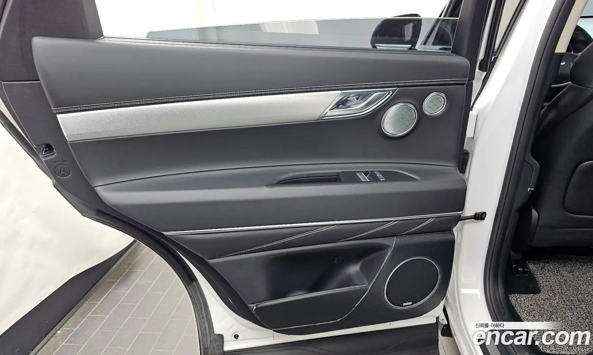 Genesis GV80 2022 2.5 автомат (гидро), фото 15 Genesis GV80 2022 2.5 автомат (гидро), фото 15