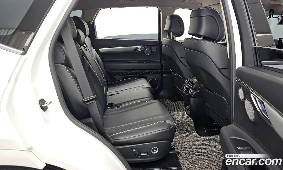Genesis GV80 2022 2.5 автомат (гидро), фото 18 Genesis GV80 2022 2.5 автомат (гидро), фото 18