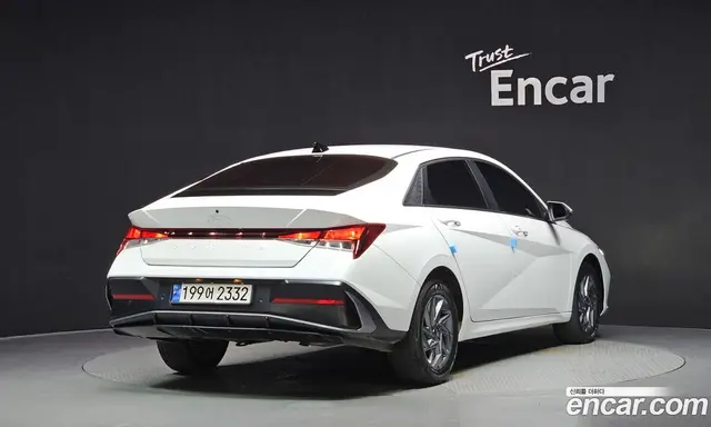 Hyundai Avante 2023 1.6 автомат (гидро), миниатюра 2