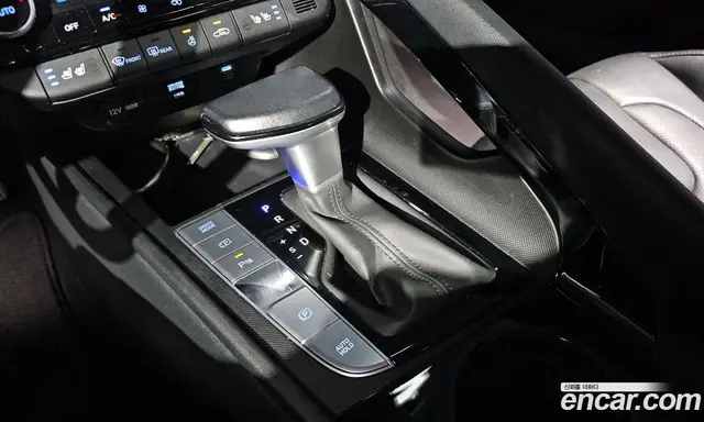Hyundai Avante 2023 1.6 автомат (гидро), миниатюра 9