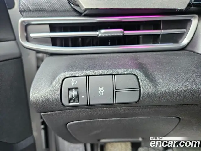 Hyundai Avante 2024 1.6 автомат (гидро), миниатюра 8 Hyundai Avante 2024 1.6 автомат (гидро), миниатюра 8