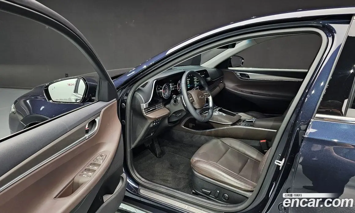 Hyundai Grandeur 2021 2.5 автомат (гидро), фото 10 Hyundai Grandeur 2021 2.5 автомат (гидро), фото 10