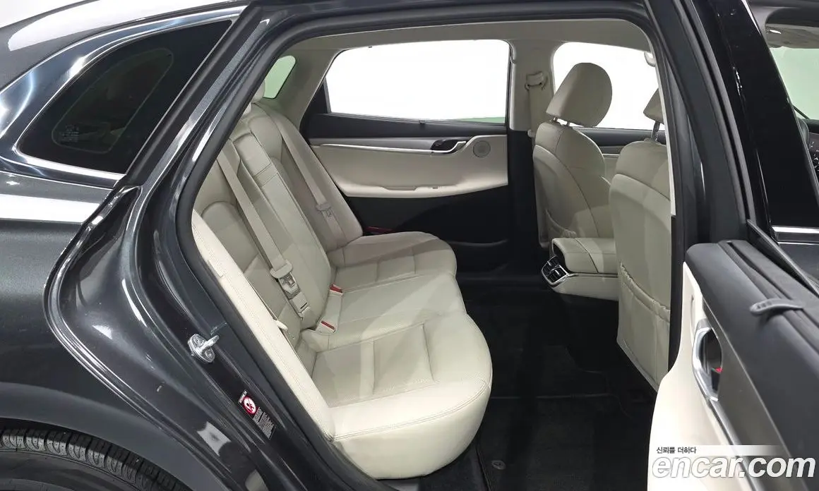 Hyundai Grandeur 2022 2.4 автомат (гидро), фото 18