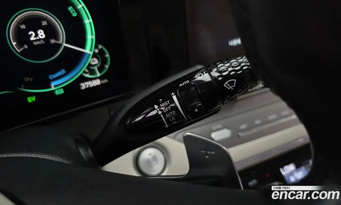 Hyundai Grandeur 2022 2.4 автомат (гидро), фото 28