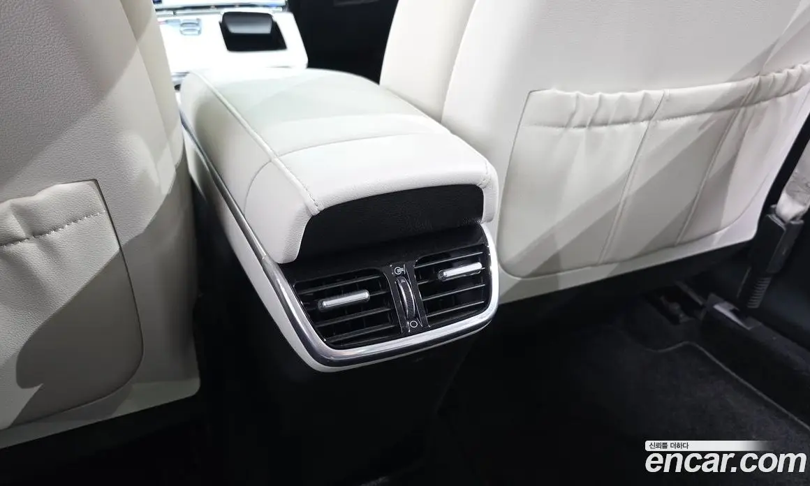 Hyundai Grandeur 2022 2.4 автомат (гидро), фото 32