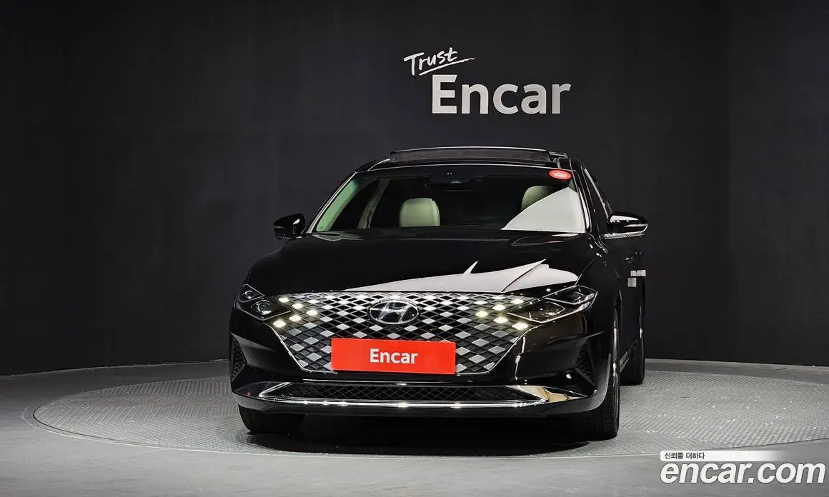 Hyundai Grandeur 2022 2.5 автомат (гидро), фото 3 Hyundai Grandeur 2022 2.5 автомат (гидро), фото 3