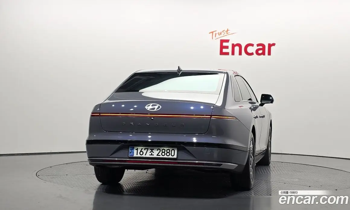 Hyundai Grandeur 2024 2.5 автомат (гидро), фото 4 Hyundai Grandeur 2024 2.5 автомат (гидро), фото 4