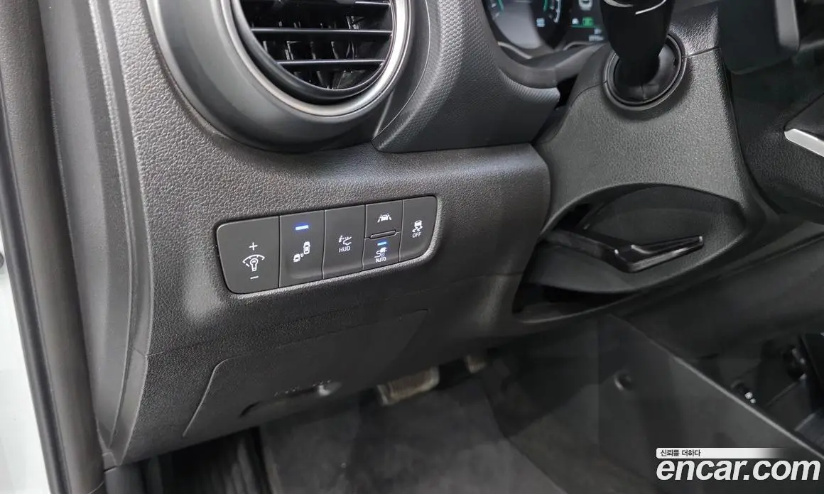Hyundai Kona 2020 0.2 автомат (гидро), фото 26