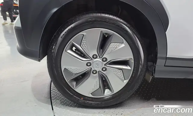Hyundai Kona 2020 0.2 автомат (гидро), миниатюра 5