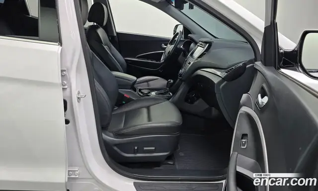 Hyundai Santa Fe 2016 2.2 автомат (гидро), миниатюра 11 Hyundai Santa Fe 2016 2.2 автомат (гидро), миниатюра 11