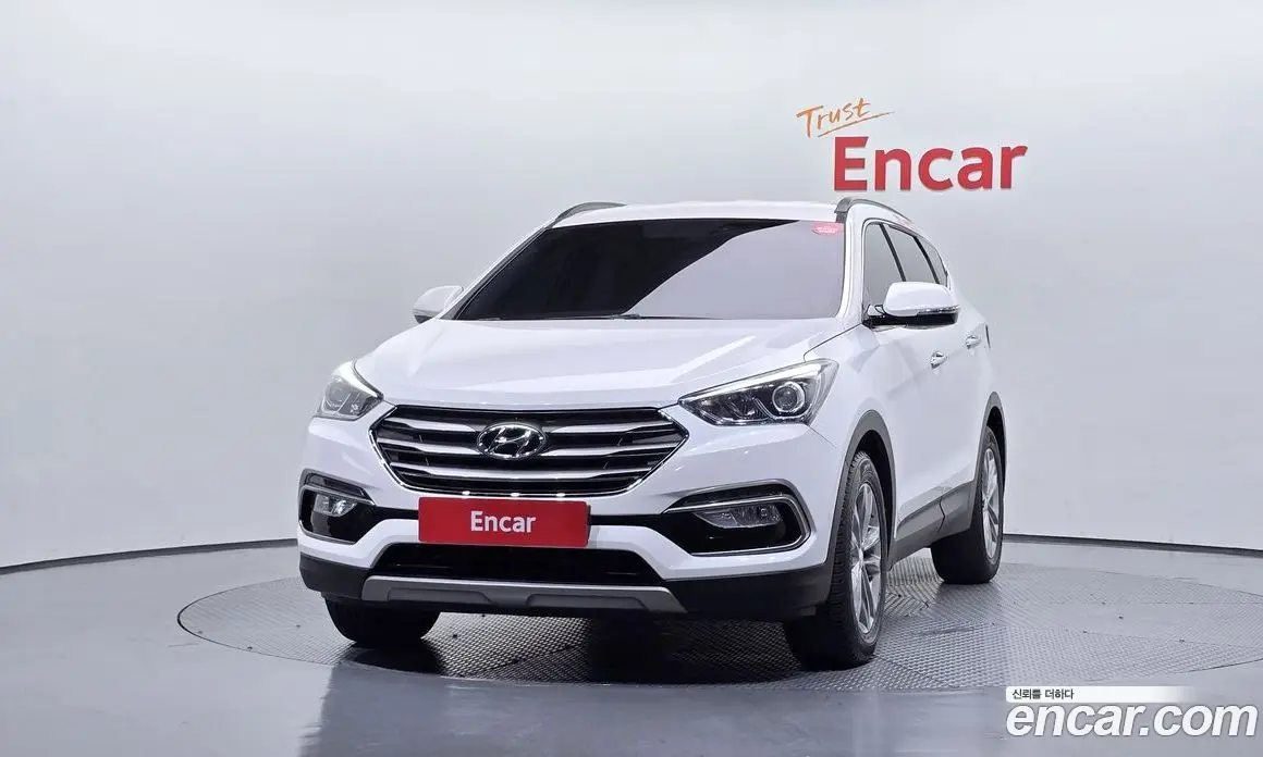 Hyundai Santa Fe 2016 2.2 автомат (гидро), фото 3 Hyundai Santa Fe 2016 2.2 автомат (гидро), фото 3