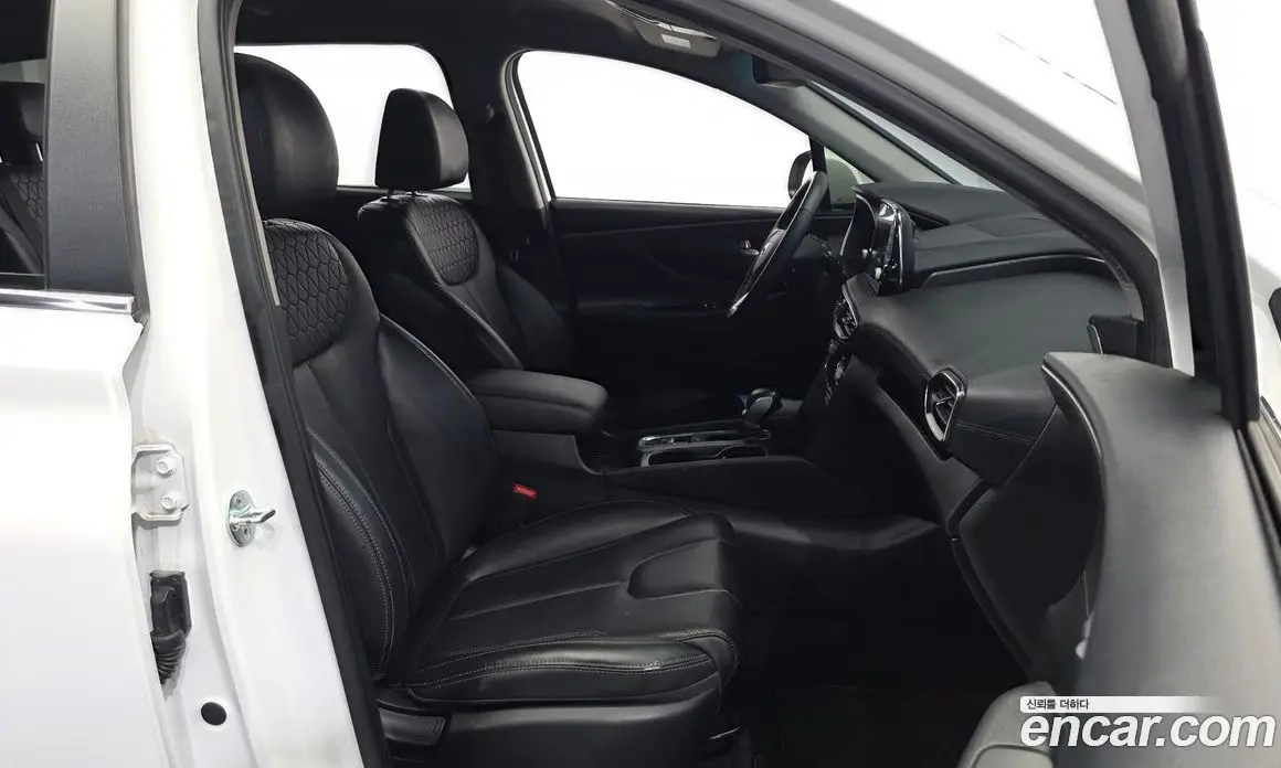 Hyundai Santa Fe 2019 2.0 автомат (гидро), фото 16