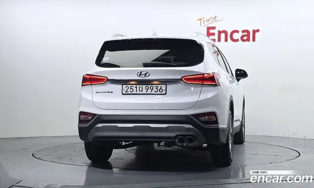 Hyundai Santa Fe 2019 2.0 автомат (гидро), миниатюра 4