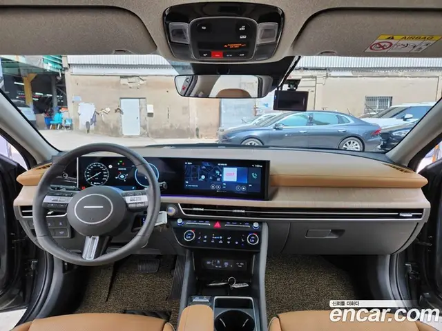 Hyundai Sonata 2023 1.6 автомат (гидро), миниатюра 11