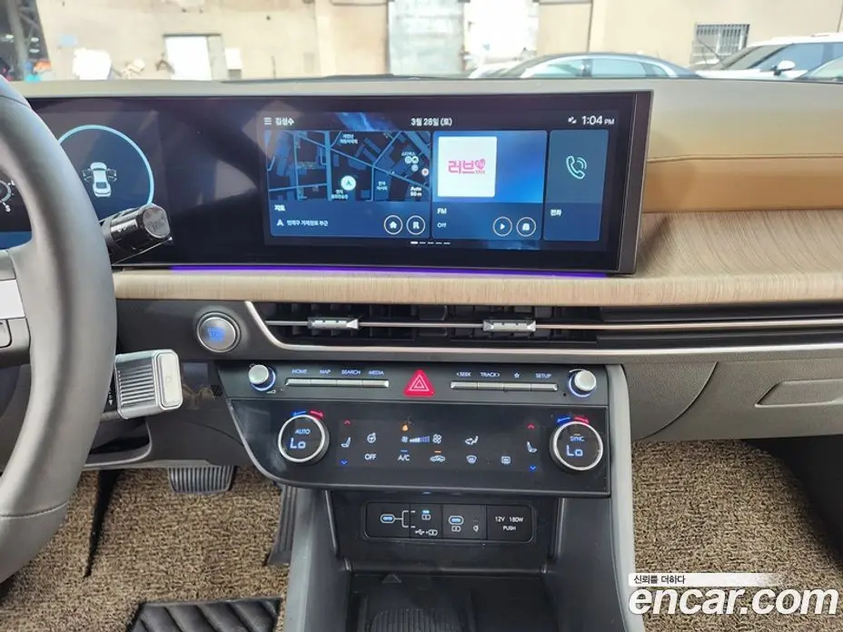 Hyundai Sonata 2023 1.6 автомат (гидро), фото 17