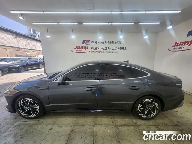 Hyundai Sonata 2023 1.6 автомат (гидро), миниатюра 3