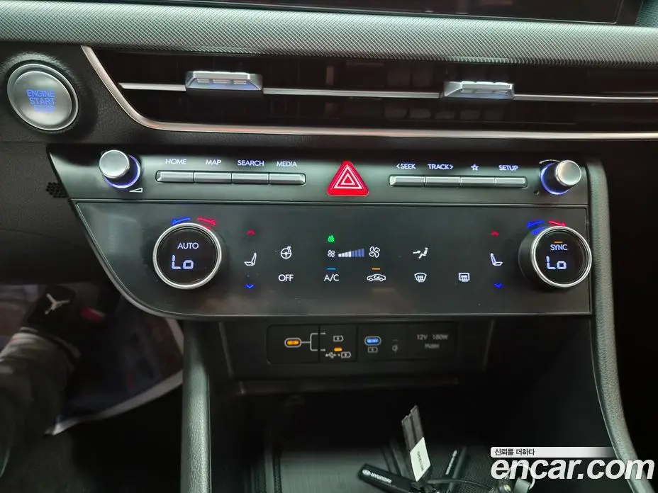 Hyundai Sonata 2024 2.0 автомат (гидро), фото 13