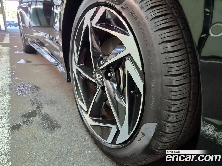 Hyundai Sonata 2024 2.0 автомат (гидро), фото 17