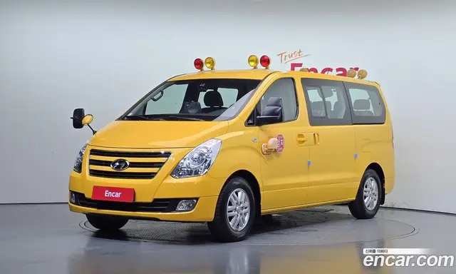 Hyundai Starex 2016 2.5 автомат (гидро), миниатюра 1 Hyundai Starex 2016 2.5 автомат (гидро), миниатюра 1