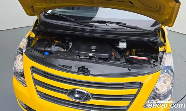 Hyundai Starex 2016 2.5 автомат (гидро), миниатюра 6 Hyundai Starex 2016 2.5 автомат (гидро), миниатюра 6