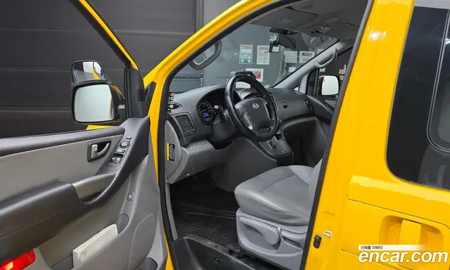 Hyundai Starex 2016 2.5 автомат (гидро), миниатюра 10 Hyundai Starex 2016 2.5 автомат (гидро), миниатюра 10