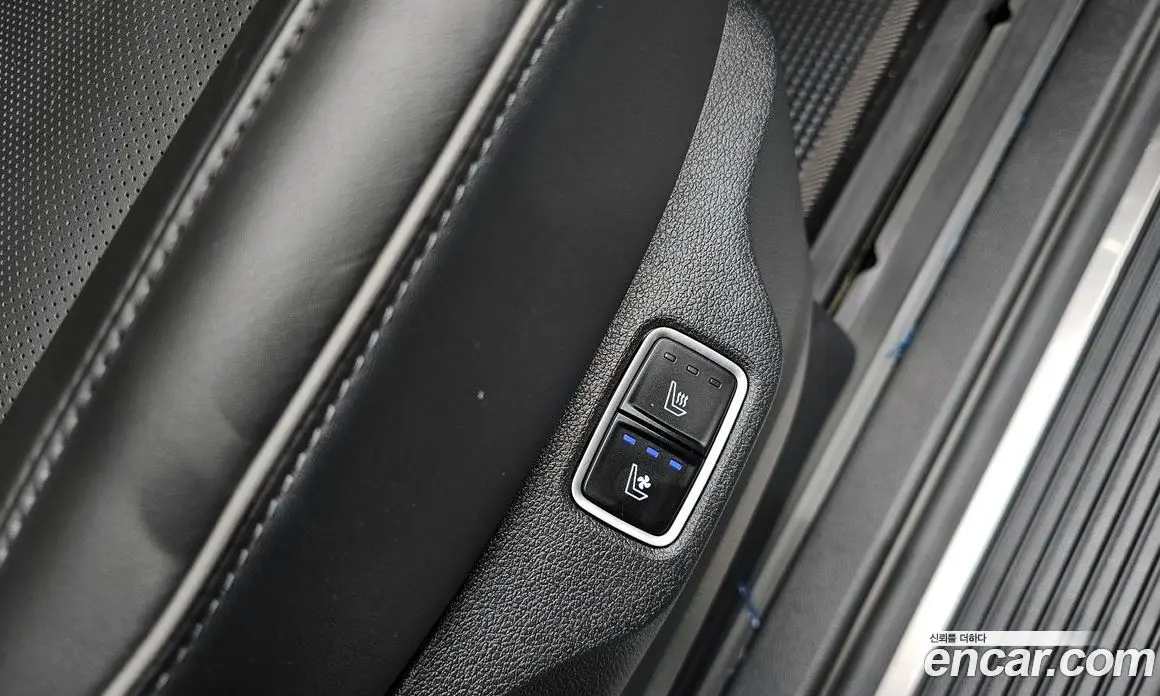 Hyundai Staria 2024 2.2 автомат (гидро), фото 19