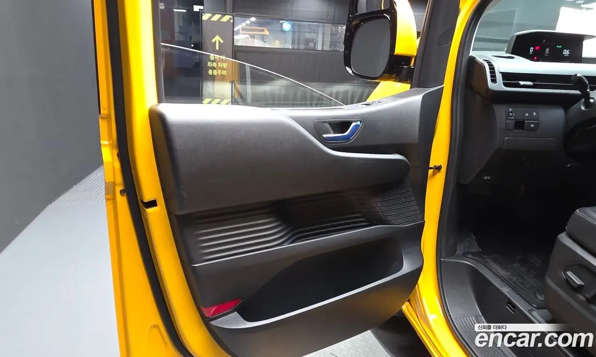 Hyundai Staria 2024 3.5 автомат (гидро), фото 15 Hyundai Staria 2024 3.5 автомат (гидро), фото 15