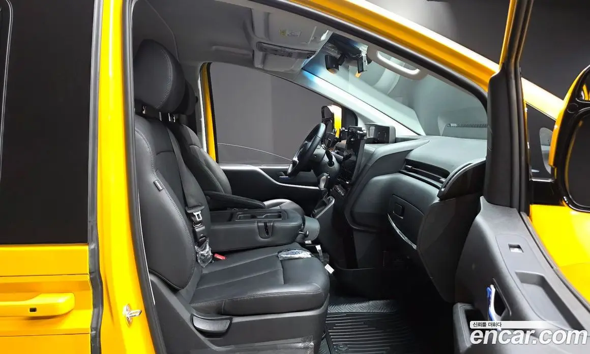 Hyundai Staria 2024 3.5 автомат (гидро), фото 16 Hyundai Staria 2024 3.5 автомат (гидро), фото 16