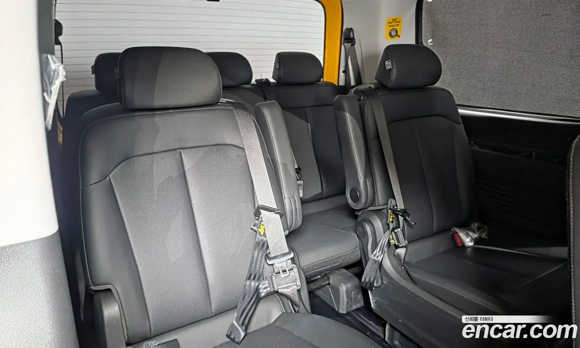 Hyundai Staria 2024 3.5 автомат (гидро), фото 27 Hyundai Staria 2024 3.5 автомат (гидро), фото 27
