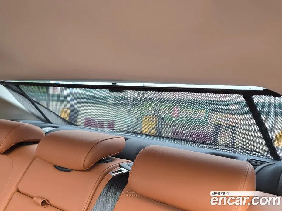 Jaguar XE 2017 2.0 автомат (гидро), фото 11 Jaguar XE 2017 2.0 автомат (гидро), фото 11