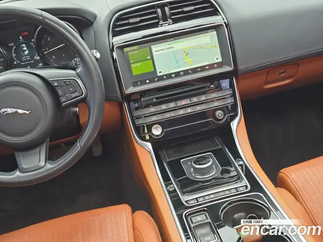 Jaguar XE 2017 2.0 автомат (гидро), миниатюра 12