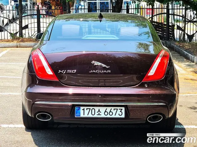 Jaguar XJ 2018 2.7 автомат (гидро), миниатюра 6 Jaguar XJ 2018 2.7 автомат (гидро), миниатюра 6