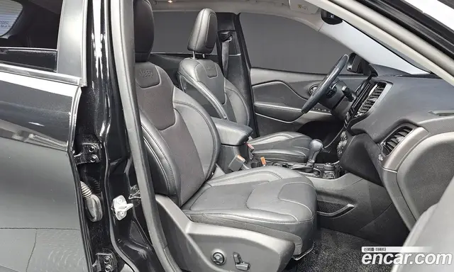 Jeep Cherokee 2020 2.4 автомат (гидро), миниатюра 11 Jeep Cherokee 2020 2.4 автомат (гидро), миниатюра 11