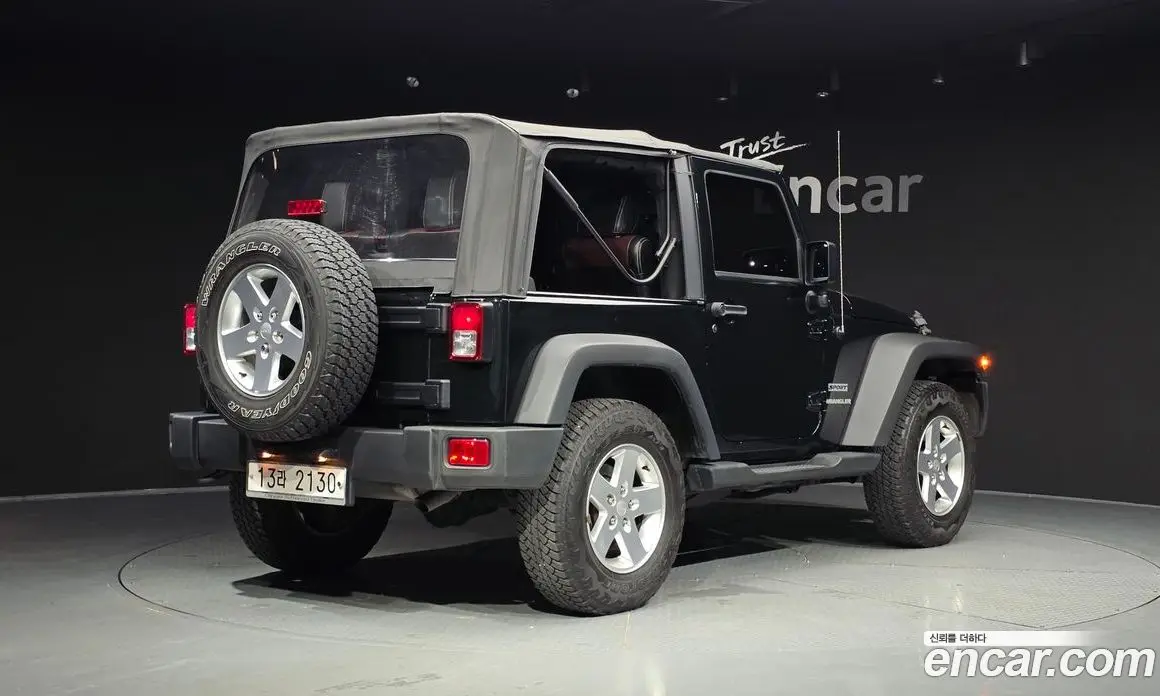 Jeep Wrangler 2012 3.6 автомат (гидро), фото 2 Jeep Wrangler 2012 3.6 автомат (гидро), фото 2