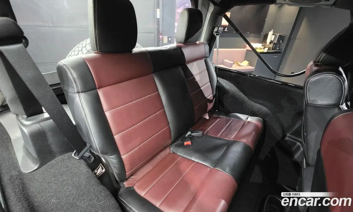Jeep Wrangler 2012 3.6 автомат (гидро), фото 12 Jeep Wrangler 2012 3.6 автомат (гидро), фото 12