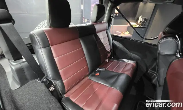Jeep Wrangler 2012 3.6 автомат (гидро), миниатюра 12