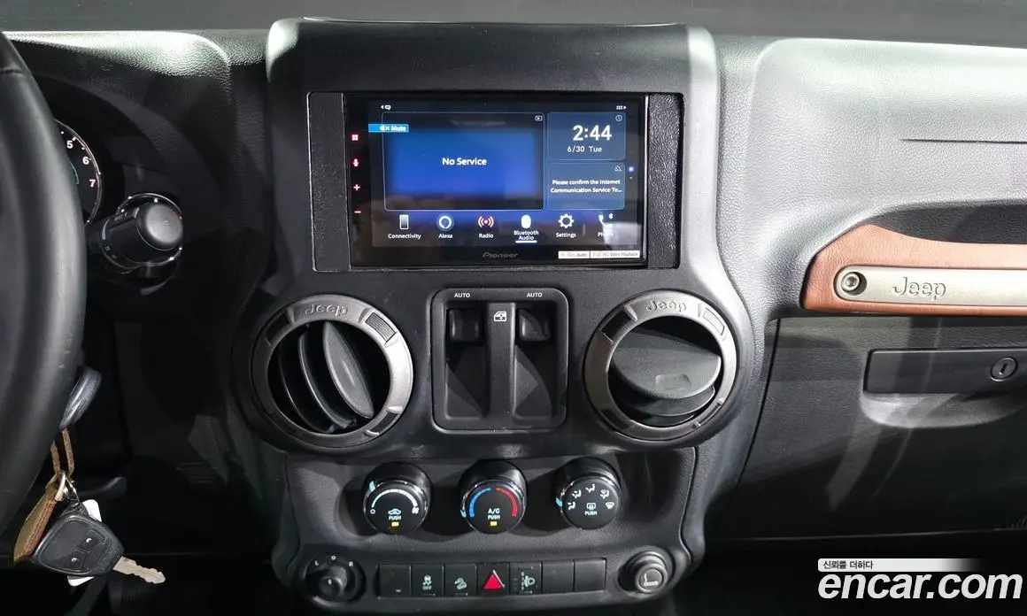 Jeep Wrangler 2012 3.6 автомат (гидро), фото 14 Jeep Wrangler 2012 3.6 автомат (гидро), фото 14