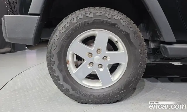 Jeep Wrangler 2012 3.6 автомат (гидро), миниатюра 5 Jeep Wrangler 2012 3.6 автомат (гидро), миниатюра 5