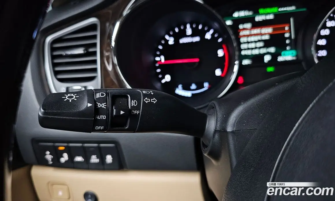 Kia Carnival 2018 2.2 автомат (гидро), фото 27 Kia Carnival 2018 2.2 автомат (гидро), фото 27