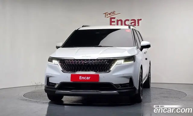 Kia Carnival 2023 3.5 автомат (гидро), миниатюра 3 Kia Carnival 2023 3.5 автомат (гидро), миниатюра 3