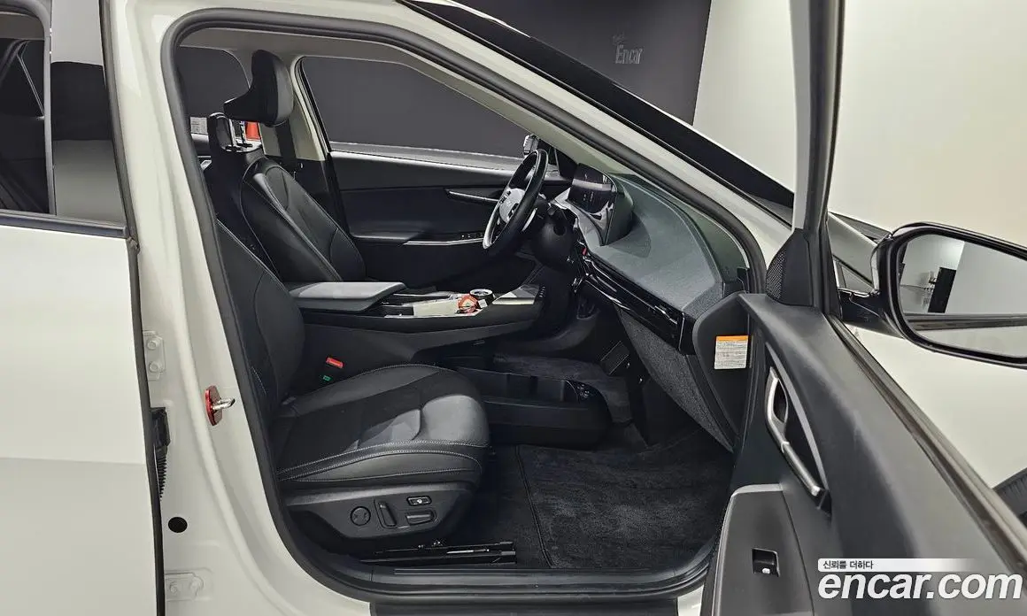 Kia EV6 2021 0.1 автомат (гидро), фото 16 Kia EV6 2021 0.1 автомат (гидро), фото 16