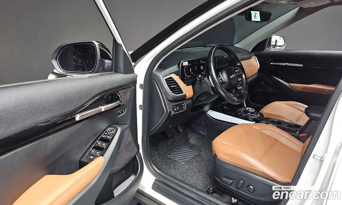 Kia Seltos 2023 1.6 автомат (гидро), фото 13 Kia Seltos 2023 1.6 автомат (гидро), фото 13