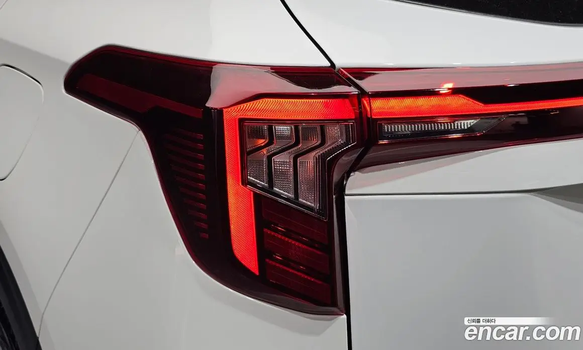 Kia Seltos 2023 1.6 автомат (гидро), фото 9 Kia Seltos 2023 1.6 автомат (гидро), фото 9