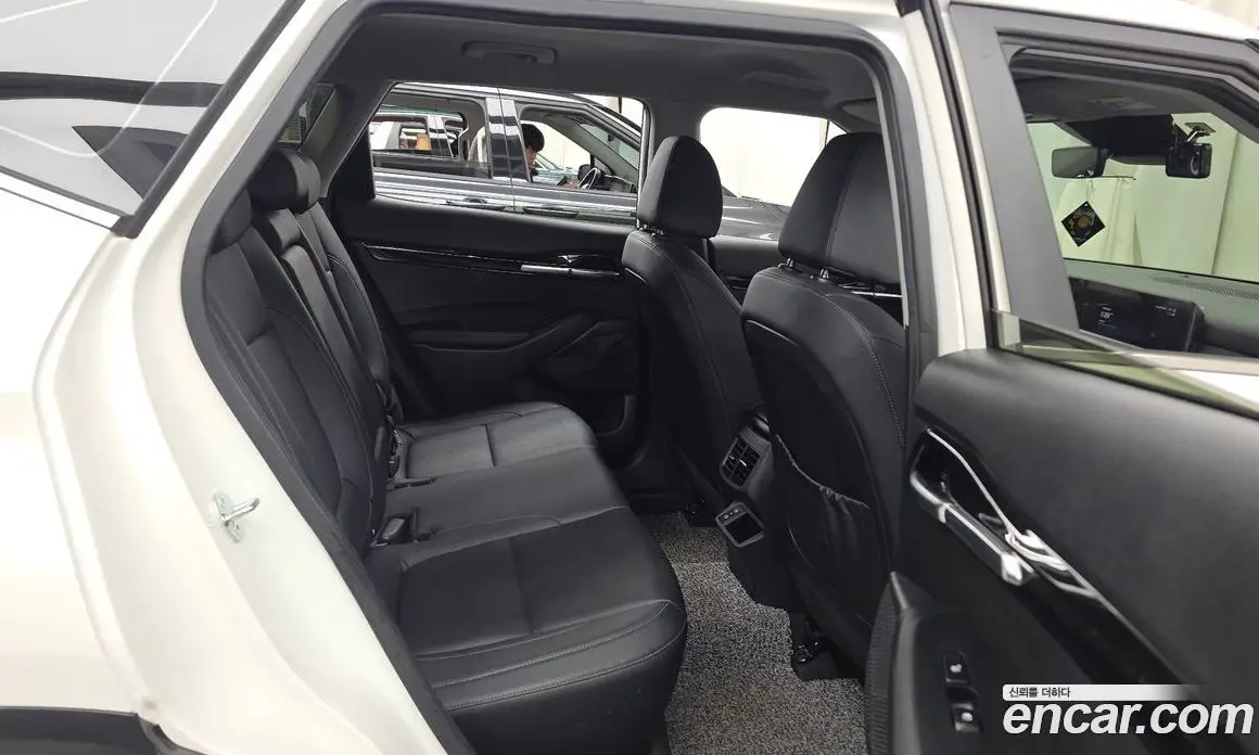 Kia Seltos 2023 1.6 автомат (гидро), фото 12 Kia Seltos 2023 1.6 автомат (гидро), фото 12