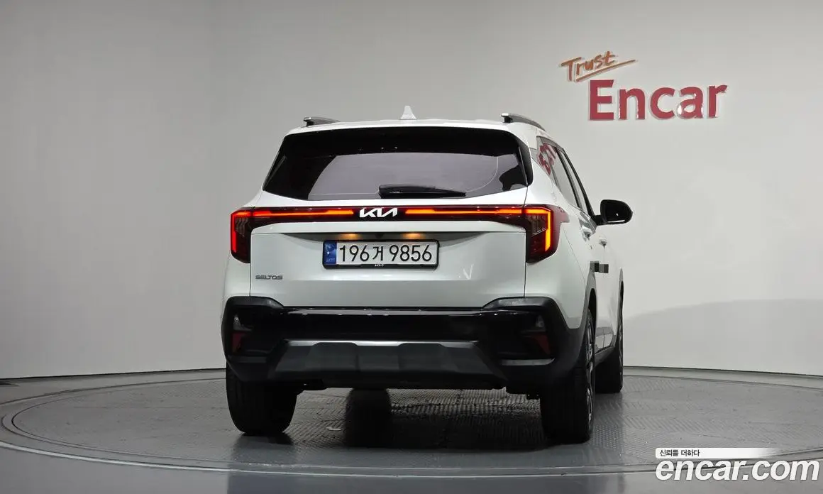 Kia Seltos 2023 1.6 автомат (гидро), фото 4 Kia Seltos 2023 1.6 автомат (гидро), фото 4