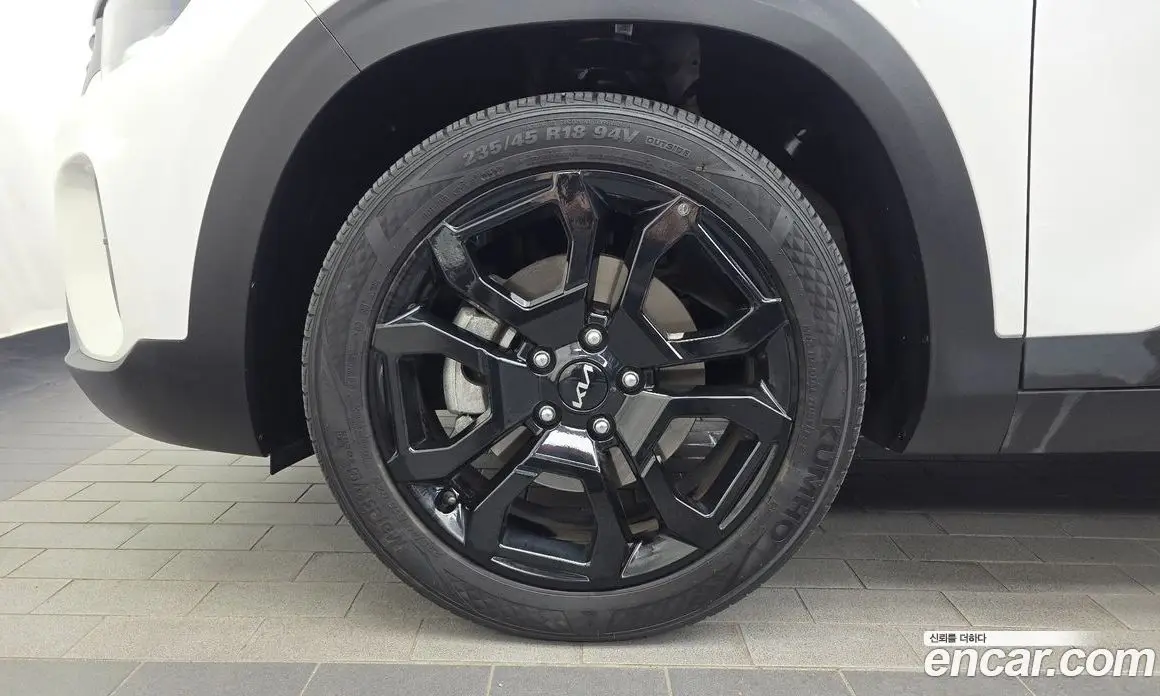 Kia Seltos 2023 1.6 автомат (гидро), фото 5 Kia Seltos 2023 1.6 автомат (гидро), фото 5