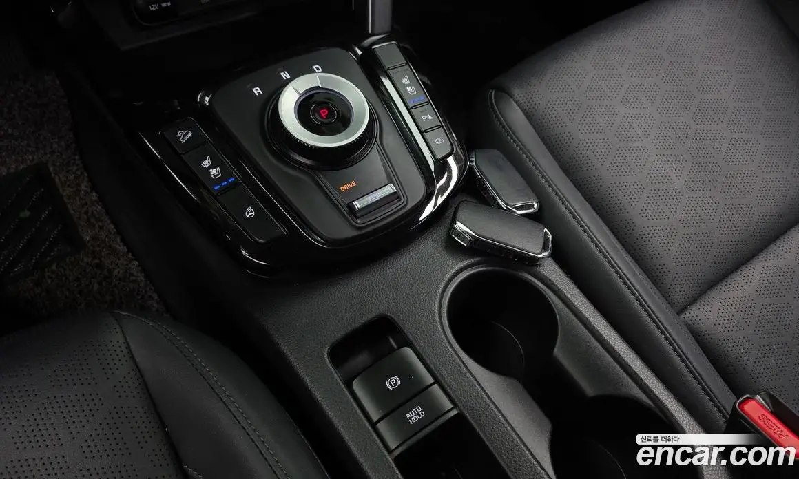 Kia Seltos 2023 1.6 автомат (гидро), фото 9 Kia Seltos 2023 1.6 автомат (гидро), фото 9