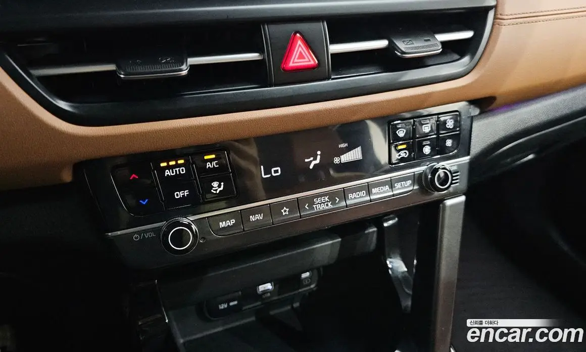 Kia Seltos 2023 1.6 автомат (гидро), фото 17 Kia Seltos 2023 1.6 автомат (гидро), фото 17