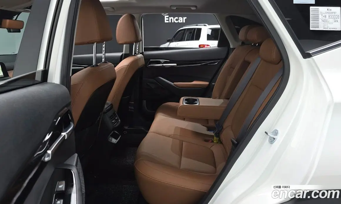 Kia Seltos 2025 1.6 автомат (гидро), фото 12 Kia Seltos 2025 1.6 автомат (гидро), фото 12