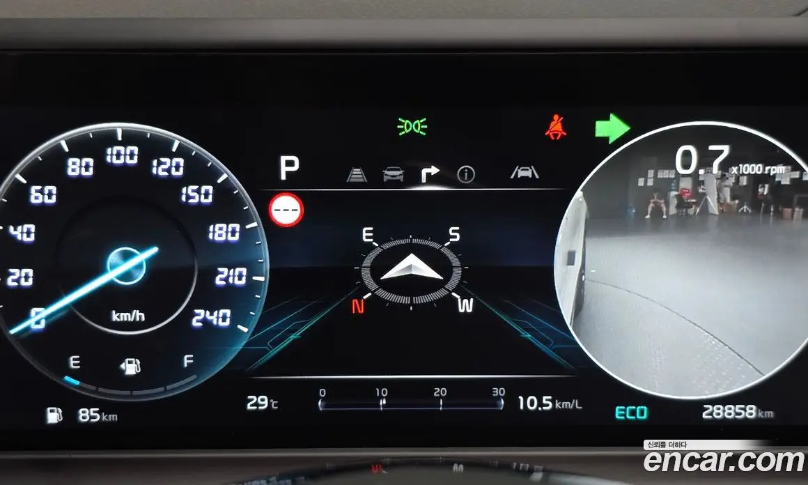 Kia Seltos 2025 1.6 автомат (гидро), фото 8 Kia Seltos 2025 1.6 автомат (гидро), фото 8